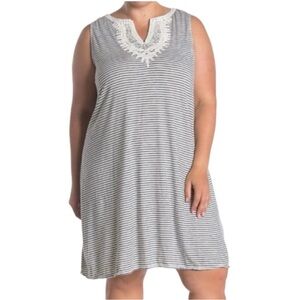 Max Studio NWT White & Navy Blue Striped Split Neckline Knit Dress Size 1X